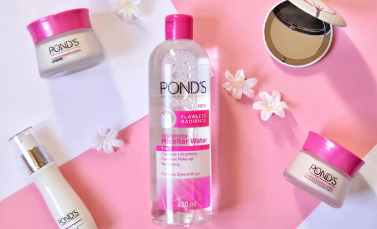 Pond's Flawless Radiance Derma Perfecting